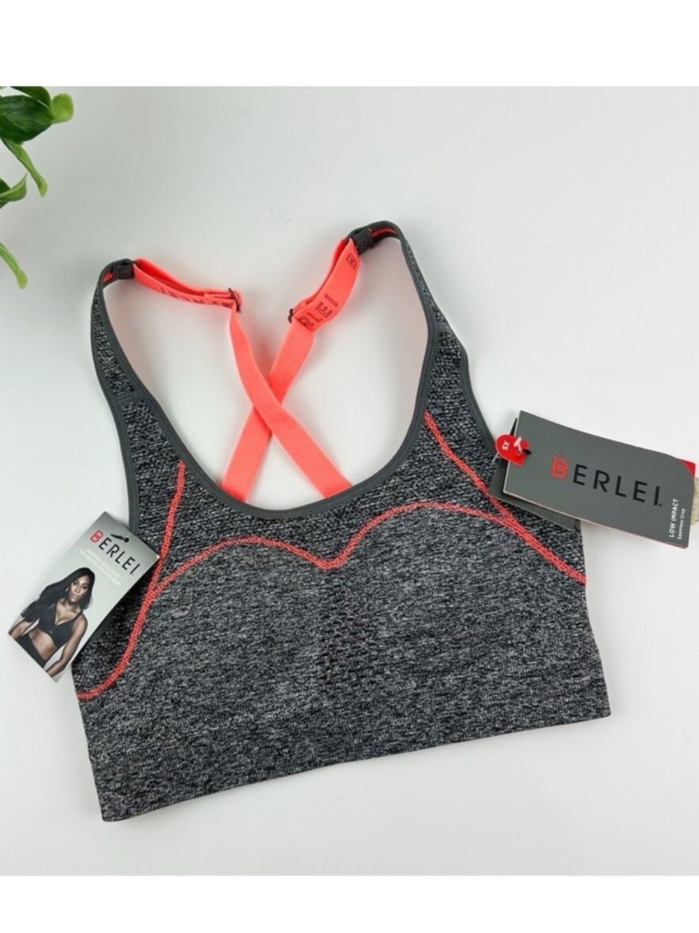 Berlei Electify Seam Free Wirelesss Sports Bra Size X-Small Grey Marl Style YYHM
